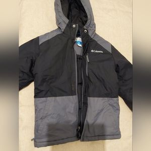 Boys ski/winter jacket. Size small (8). Columbia